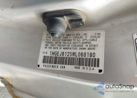 1998 Honda Civic Dx z USA, uszkodzony, nr VIN 1HGEJ6125WL068180